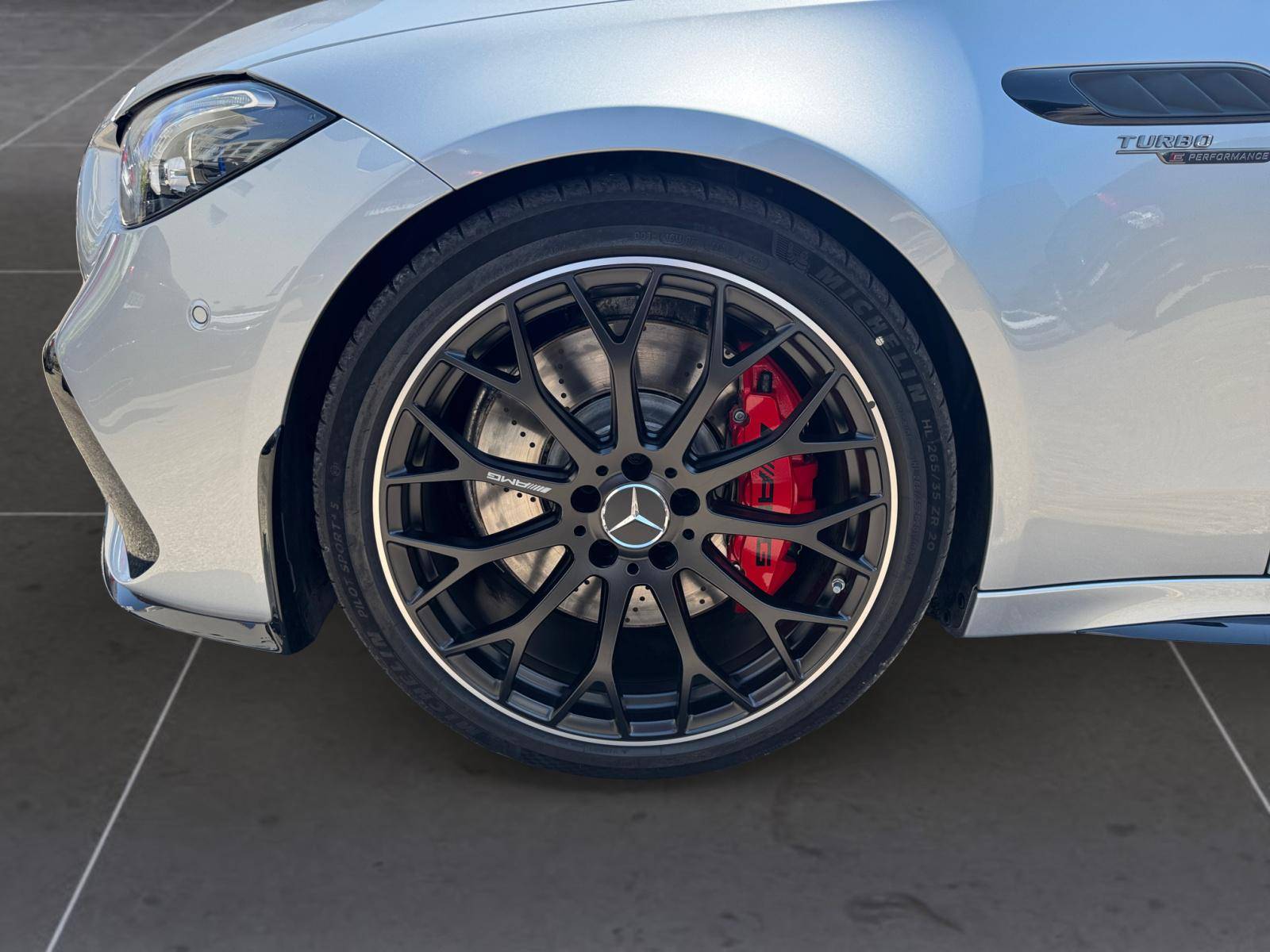 Image Mercedes-Benz CLASSE C BREAK Mercedes-AMG C 63 S E PERFORMANCE Break  Classe C Break AMG 63 S E Performance 9G-Tronic 4Matic+ Mercedes-AMG C 63 S E PERFORMANCE Break