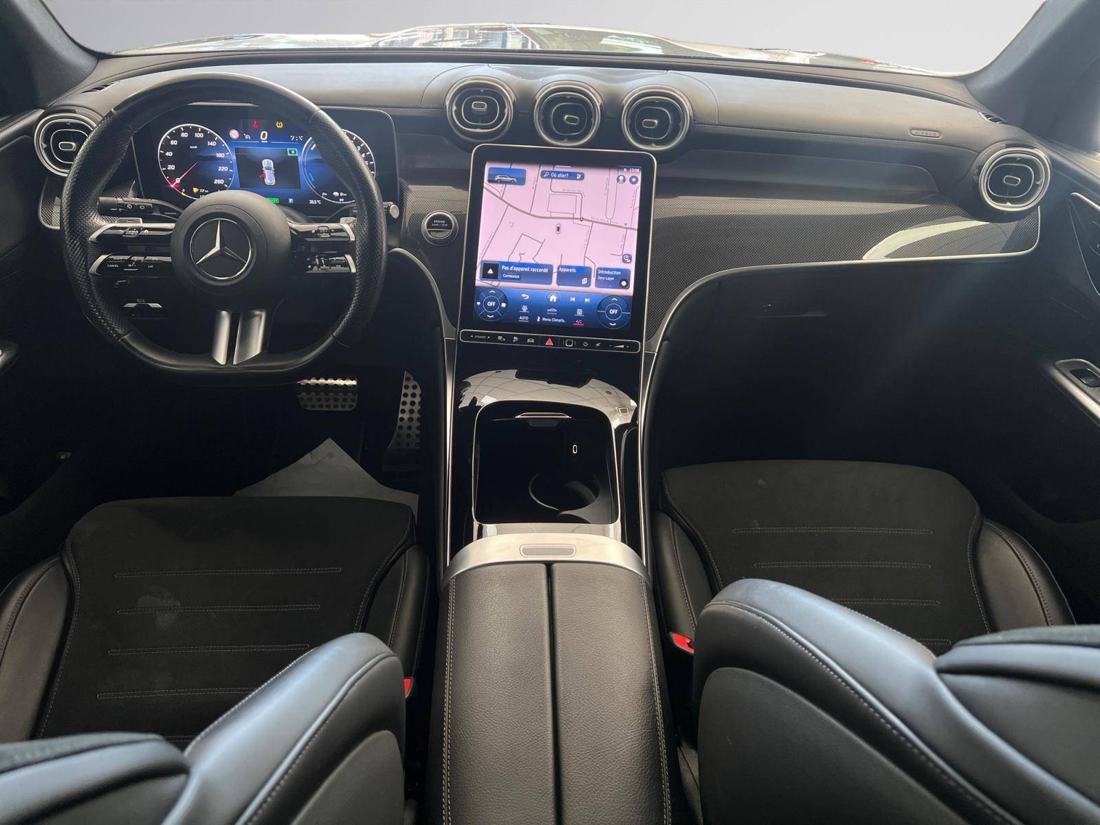 Image Mercedes-Benz GLC SUV GLC 300 e  Hybrid EQ 4MATIC AMG Line  GLC 300 e 9G-Tronic 4Matic AMG Line GLC 300 e  Hybrid EQ 4MATIC AMG Line