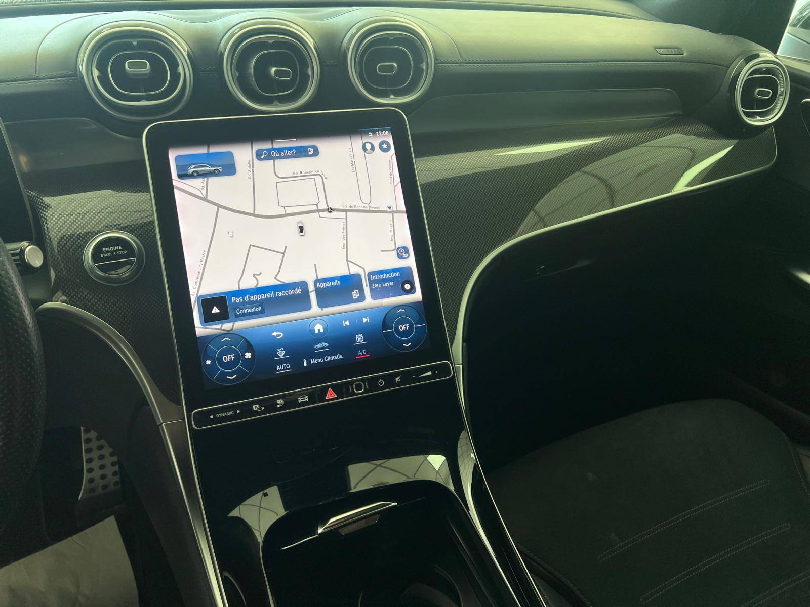 Image Mercedes-Benz GLC SUV GLC 300 e  Hybrid EQ 4MATIC AMG Line  GLC 300 e 9G-Tronic 4Matic AMG Line GLC 300 e  Hybrid EQ 4MATIC AMG Line