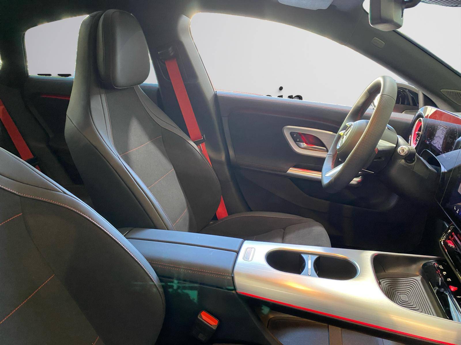 Image Mercedes-Benz CLA COUPÉ   CLA 250+ avec technologie EQ 