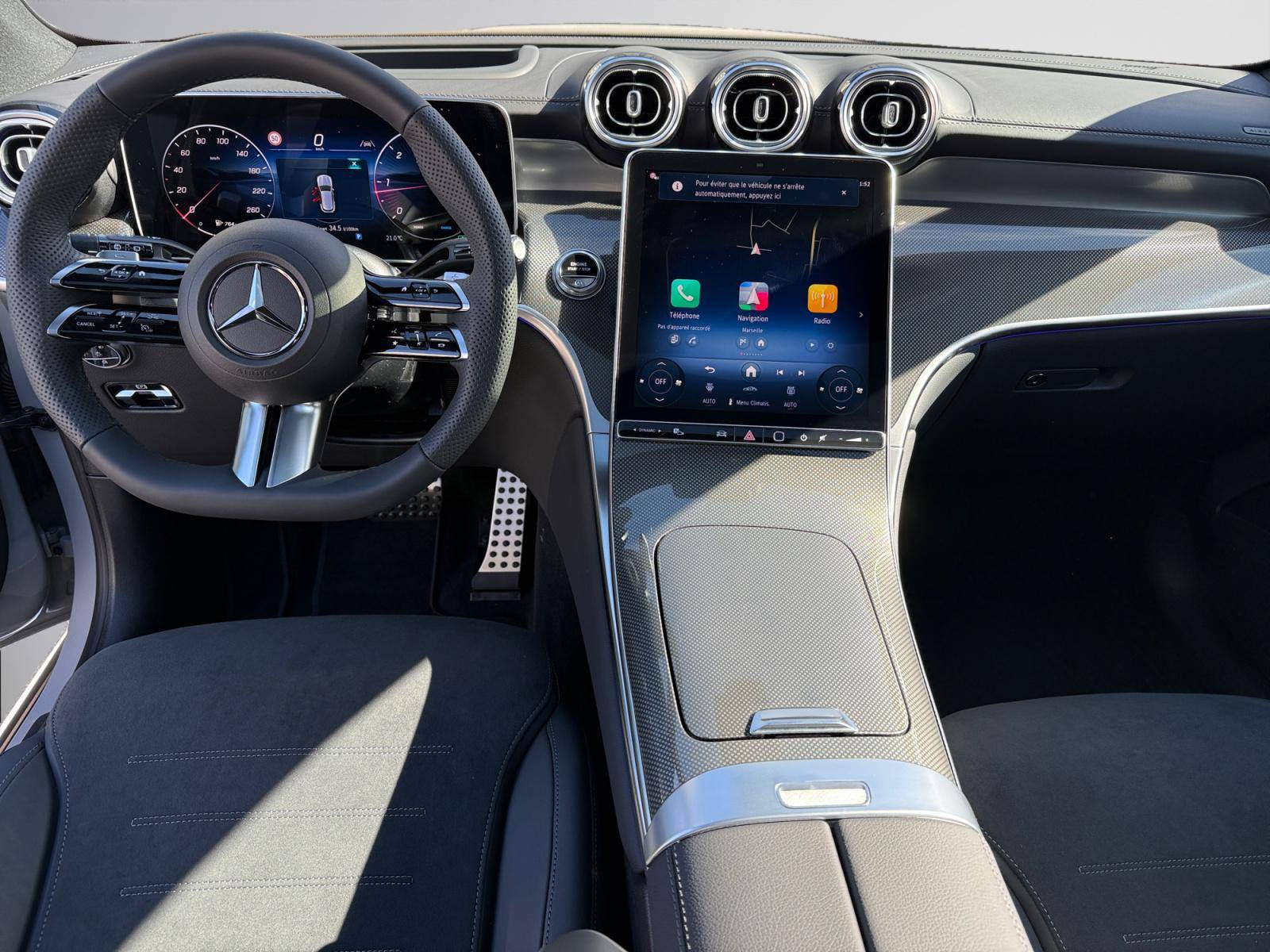 Image Mercedes-Benz GLC SUV GLC 220 d 4MATIC AMG Line  GLC 220 d 4MATIC AMG Line GLC 220 d 4MATIC AMG Line