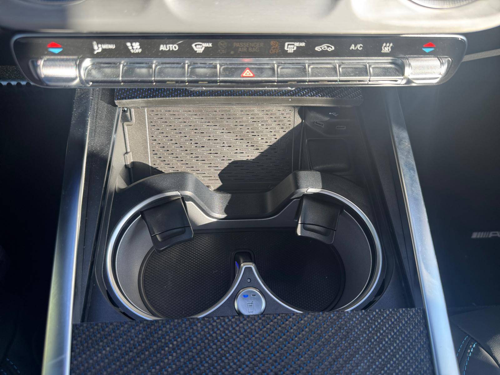 Image Mercedes-Benz CLASSE G G 580 avec technologie EQ Edition One  G 580 avec technologie EQ Edition One G 580 avec technologie EQ Edition One