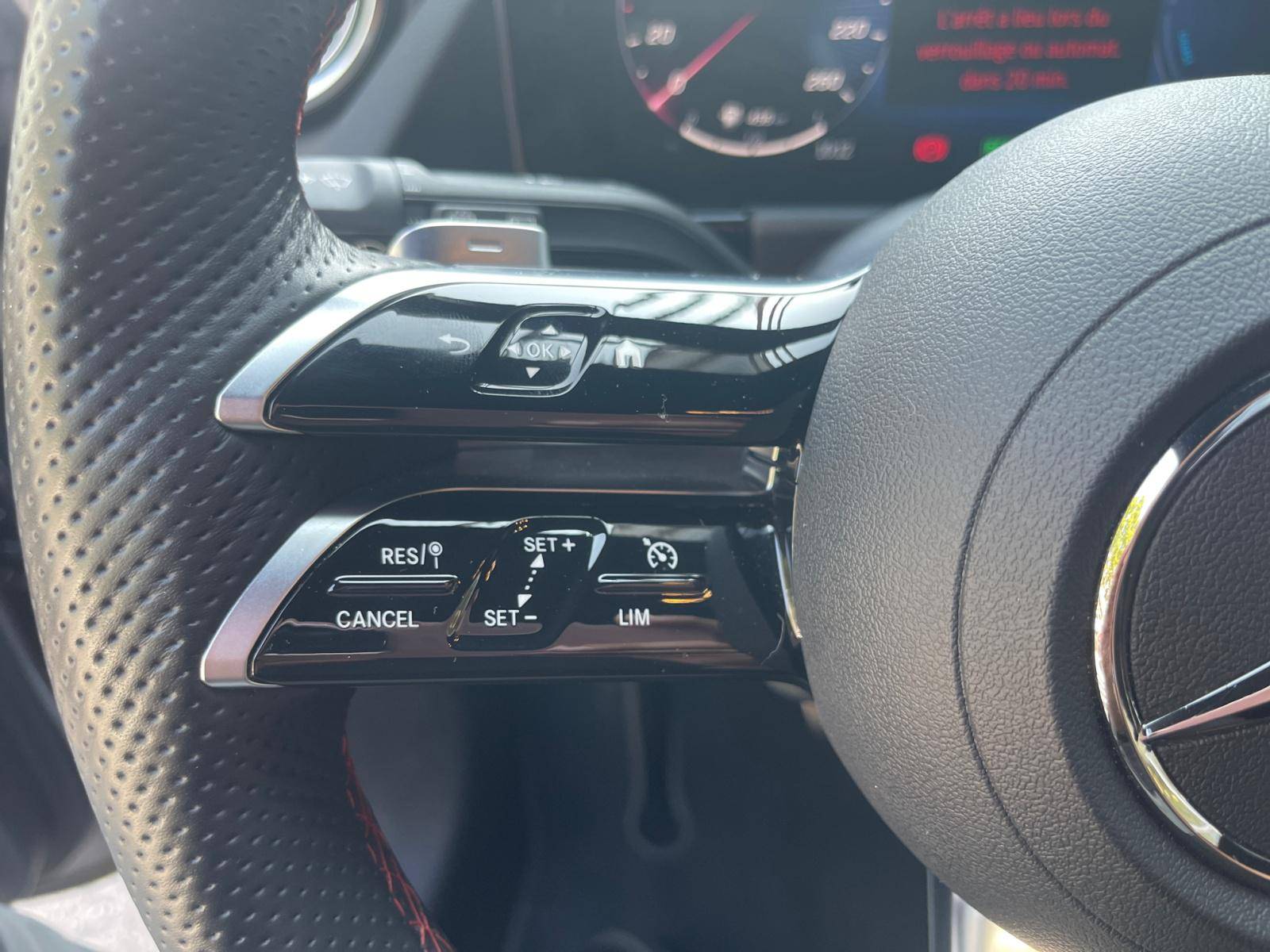 Image Mercedes-Benz CLASSE B 250 e AMG Line  Classe B 250 e Hybrid EQ AMG Line 250 e AMG Line