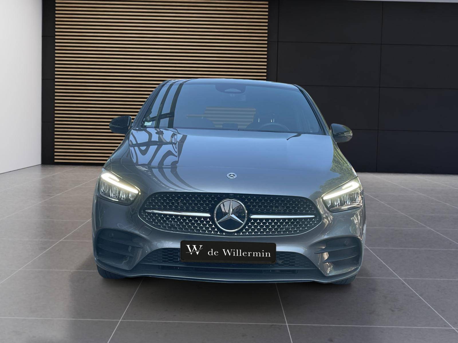 Image Mercedes-Benz CLASSE B 250 e AMG Line  Classe B 250 e Hybrid EQ AMG Line 250 e AMG Line