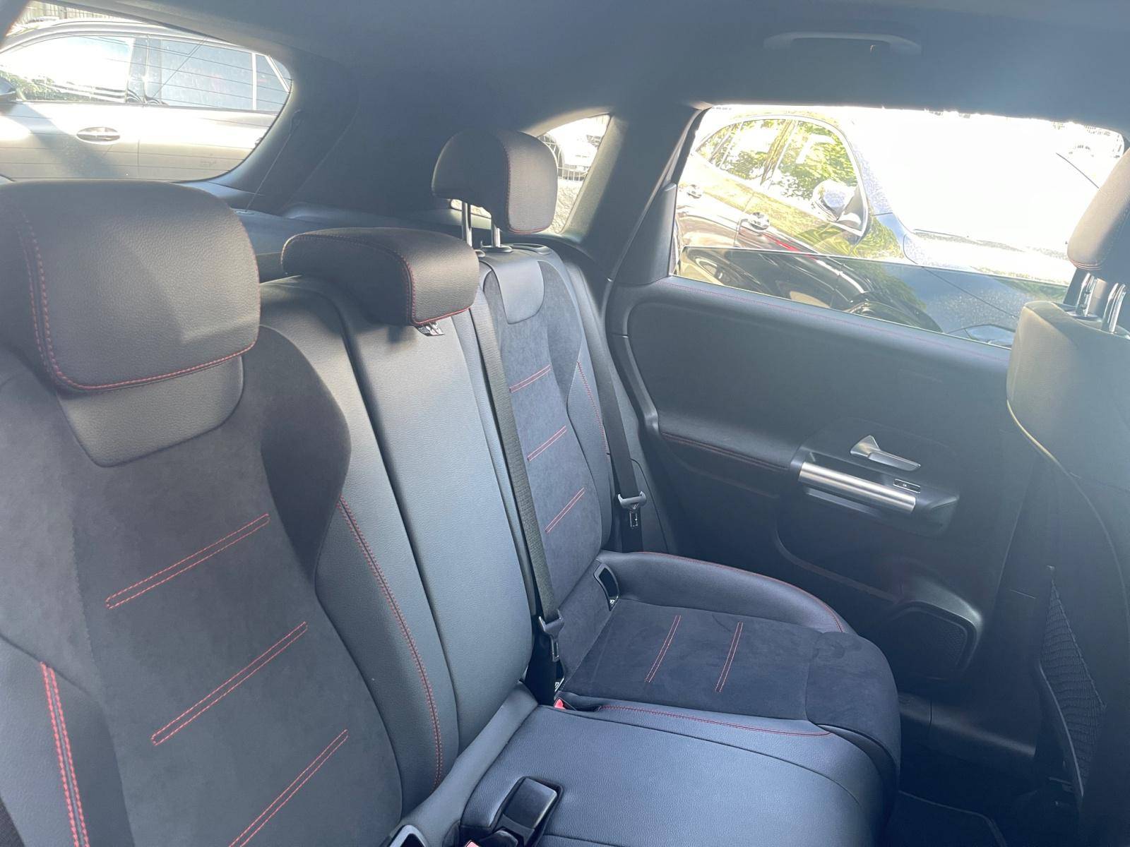 Image Mercedes-Benz CLASSE B 250 e AMG Line  Classe B 250 e Hybrid EQ AMG Line 250 e AMG Line