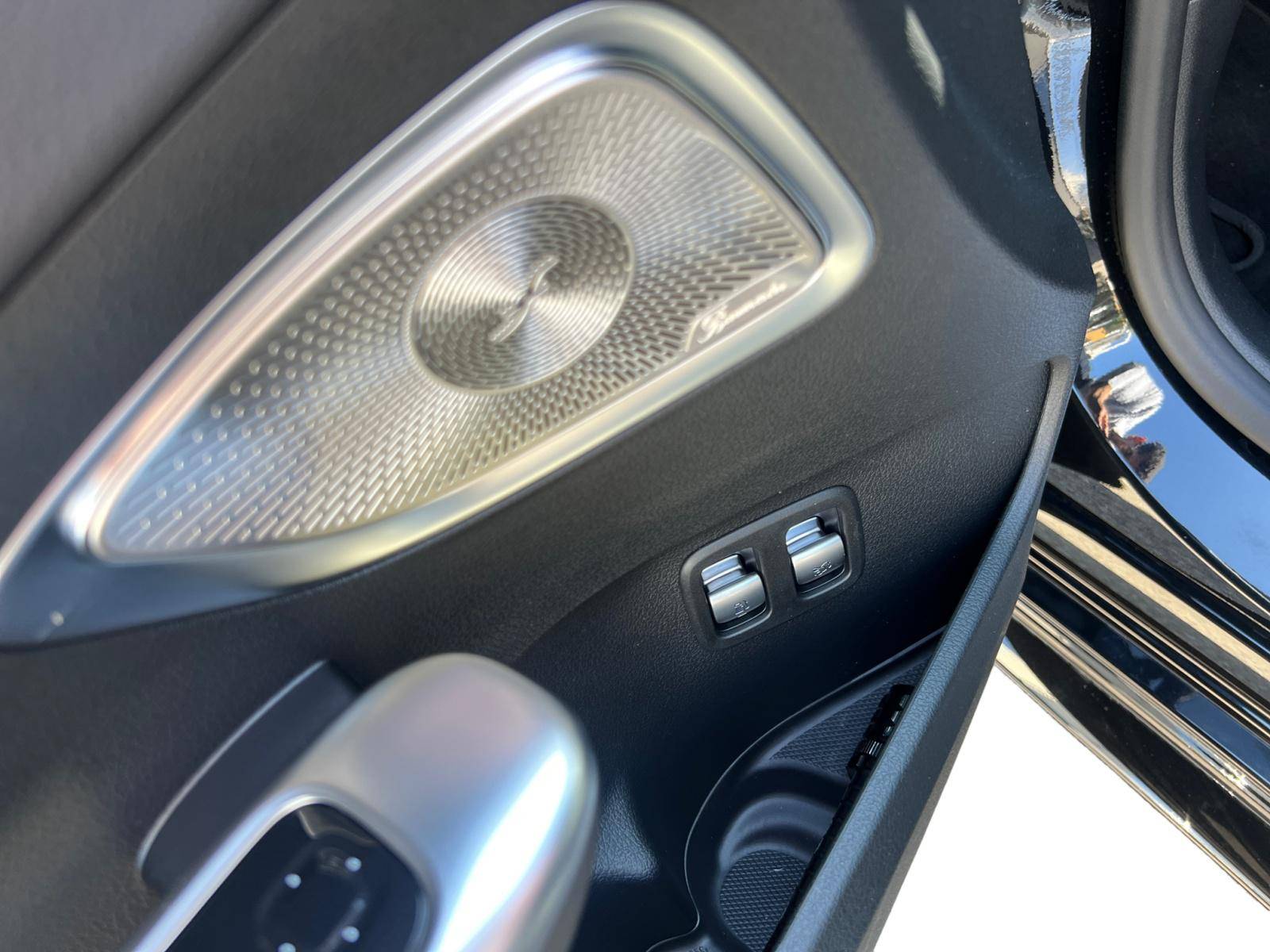 Image Mercedes-Benz CLASSE C BREAK Classe C 300 e Hybrid EQ Break AMG Line  Classe C 300 e Hybrid EQ Break AMG Line Classe C 300 e Hybrid EQ Break AMG Line