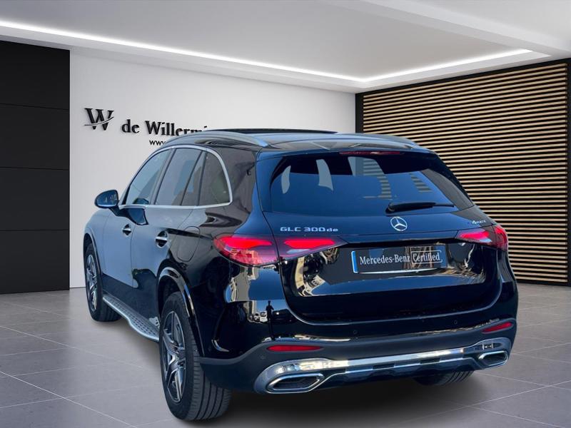 Image Mercedes-Benz GLC SUV GLC 300 de 4MATIC AMG Line  GLC 300 de 9G-Tronic 4Matic AMG Line GLC 300 de 4MATIC AMG Line
