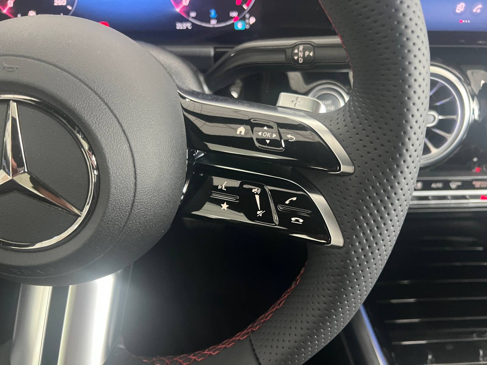 Image Mercedes-Benz CLASSE B 200 d AMG Line  Classe B 200 d AMG Line 200 d AMG Line