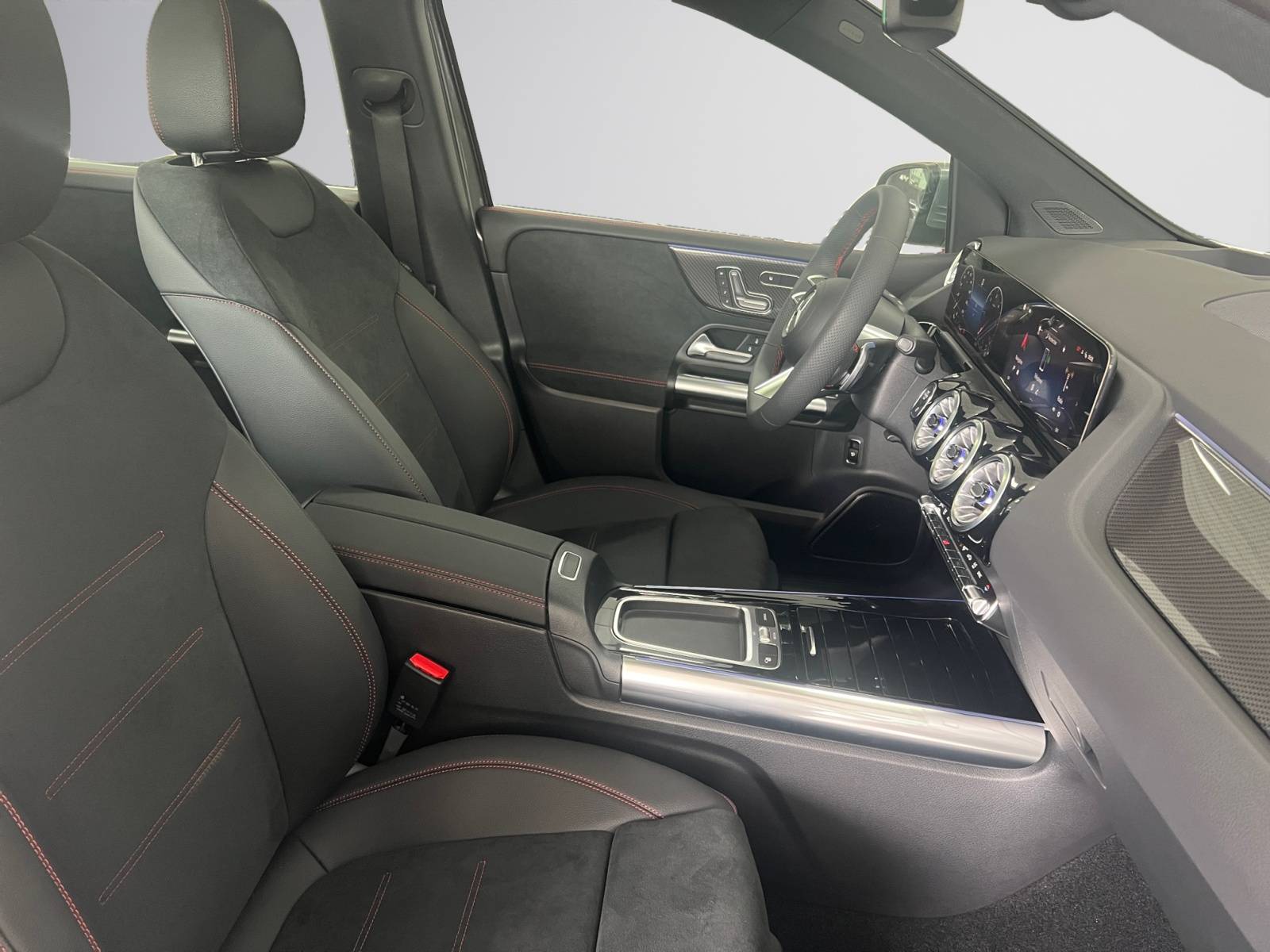 Image Mercedes-Benz CLASSE B 200 d AMG Line  Classe B 200 d AMG Line 200 d AMG Line