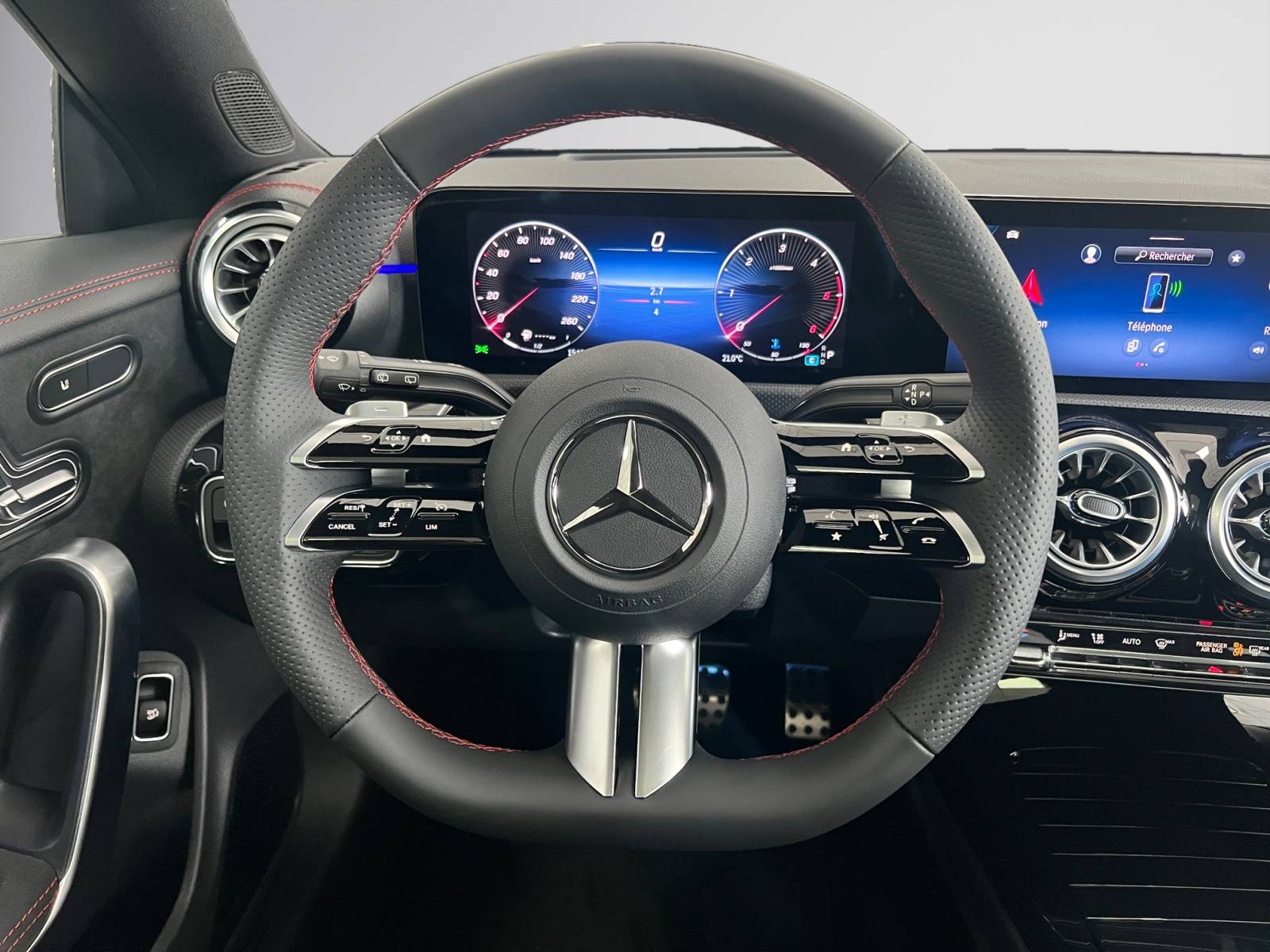 Image Mercedes-Benz CLA SHOOTING BRAKE CLA 200 d Shooting Brake AMG Line   CLA 200 d Shooting Brake AMG Line