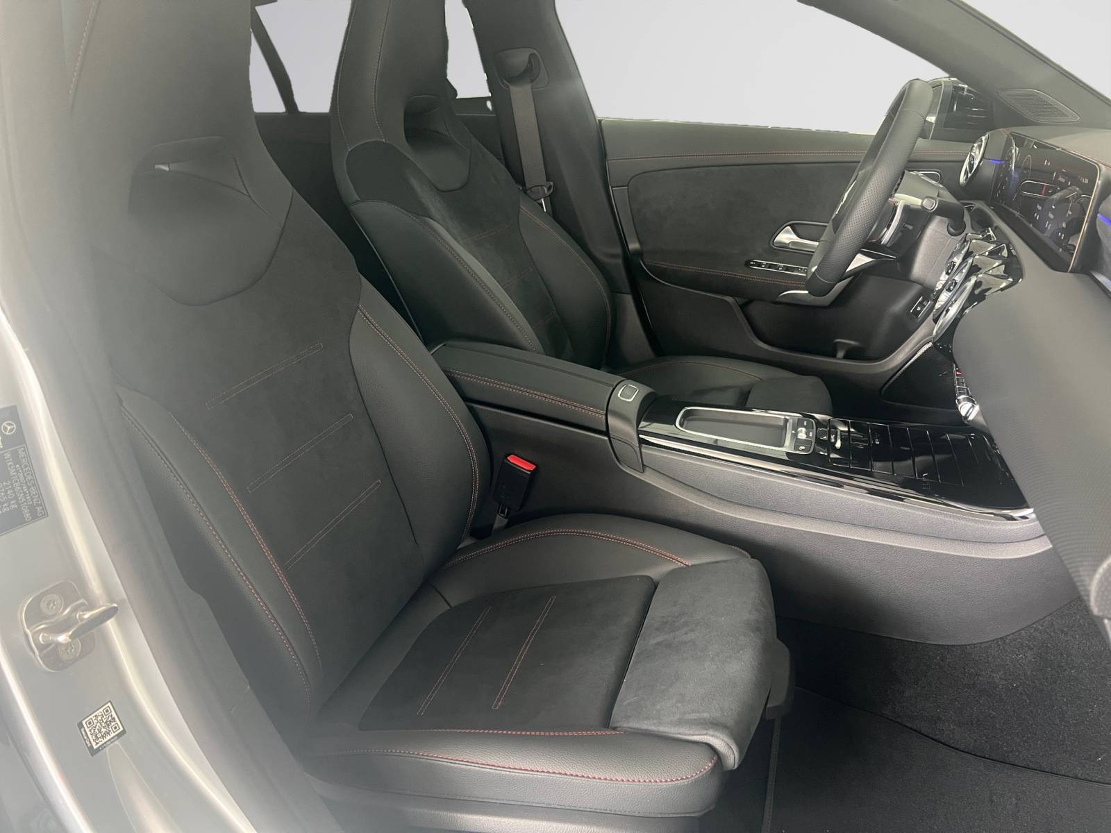 Image Mercedes-Benz CLA SHOOTING BRAKE CLA 200 d Shooting Brake AMG Line   CLA 200 d Shooting Brake AMG Line