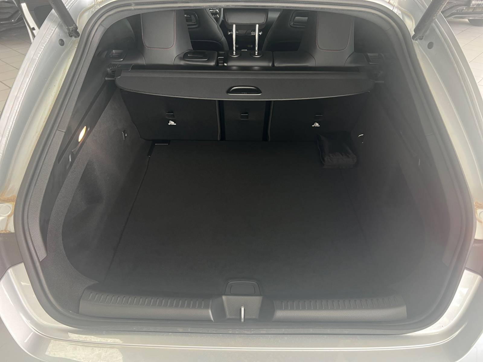 Image Mercedes-Benz CLA SHOOTING BRAKE CLA 200 d Shooting Brake AMG Line   CLA 200 d Shooting Brake AMG Line