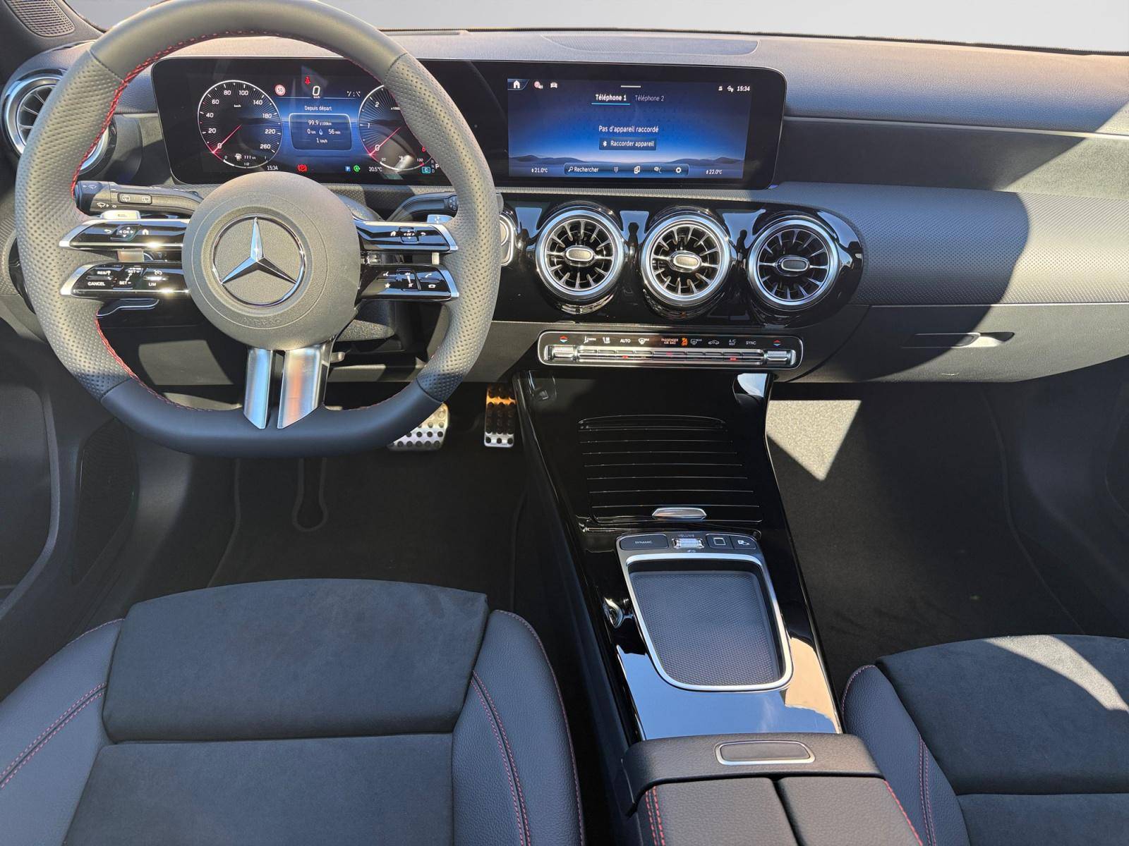 Image Mercedes-Benz CLASSE A 200 d AMG Line   200 d AMG Line