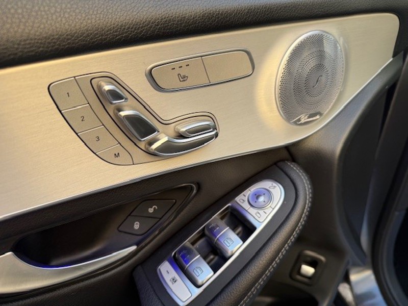 Image Mercedes-Benz GLC SUV GLC 300de 4MATIC SUV AMG Line   GLC 300de 4MATIC SUV AMG Line