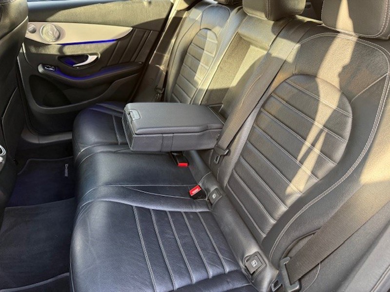 Image Mercedes-Benz GLC SUV GLC 300de 4MATIC SUV AMG Line   GLC 300de 4MATIC SUV AMG Line