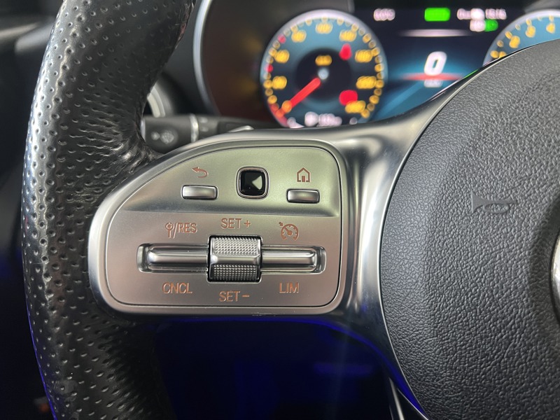 Image Mercedes-Benz GLC COUPÉ GLC 300e 4MATIC Coupé AMG Line   GLC 300e 4MATIC Coupé AMG Line