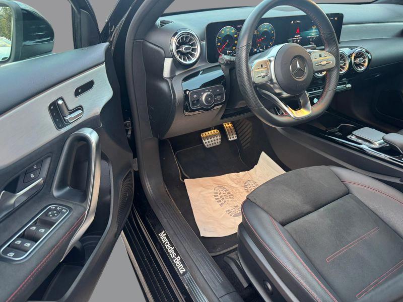 Image Mercedes-Benz CLASSE A 180 AMG Line AMG Line Classe A 180 7G-DCT AMG Line 180 AMG Line