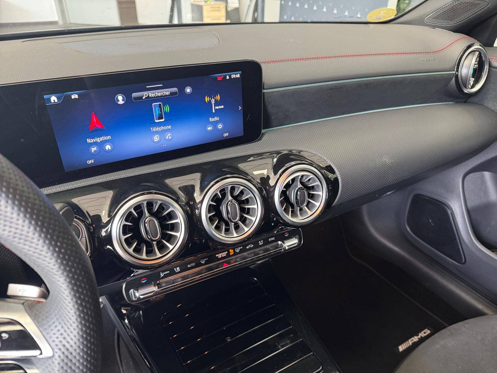 Image Mercedes-Benz CLA COUPÉ CLA 220 d Coupé AMG Line  CLA 220 d Coupé AMG Line CLA 220 d Coupé AMG Line