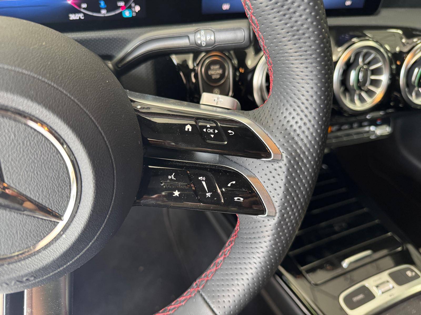 Image Mercedes-Benz CLA COUPÉ CLA 220 d Coupé AMG Line  CLA 220 d Coupé AMG Line CLA 220 d Coupé AMG Line