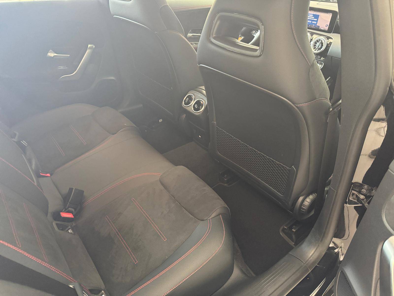 Image Mercedes-Benz CLA COUPÉ CLA 220 d Coupé AMG Line  CLA 220 d Coupé AMG Line CLA 220 d Coupé AMG Line