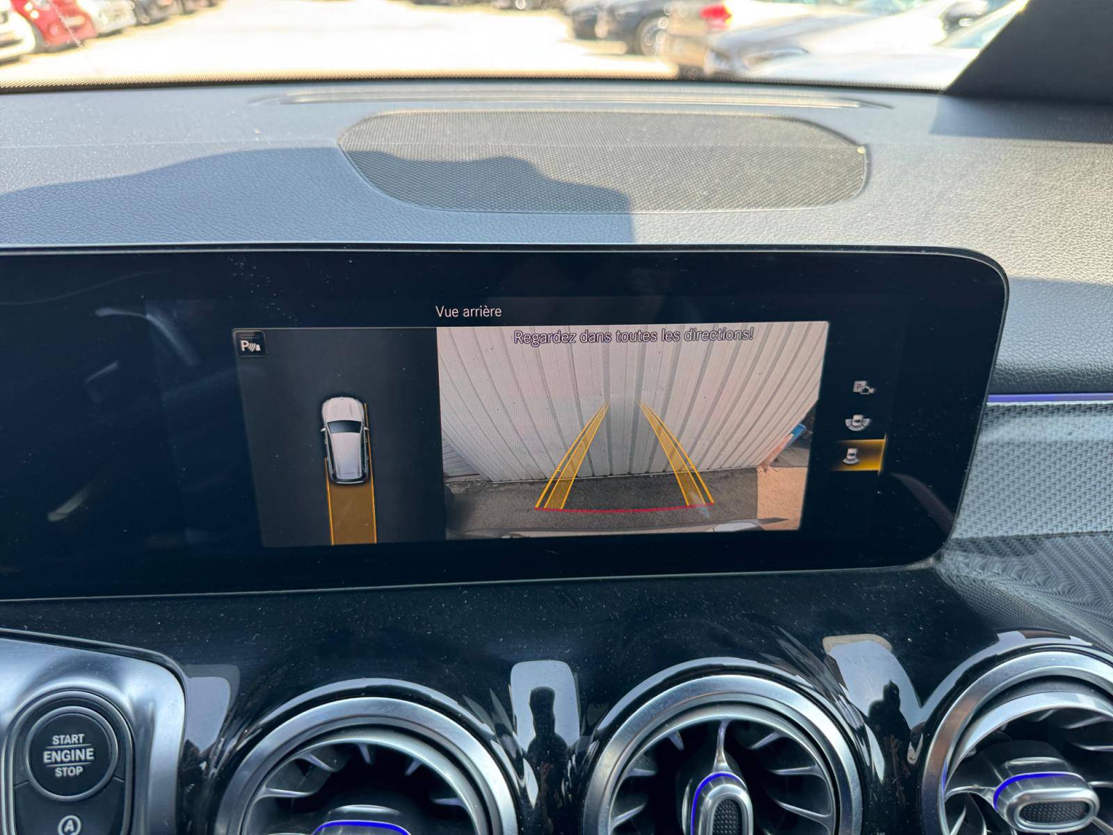 Image Mercedes-Benz GLB 200 d AMG Line  GLB 200 d 8G-DCT AMG Line 200 d AMG Line