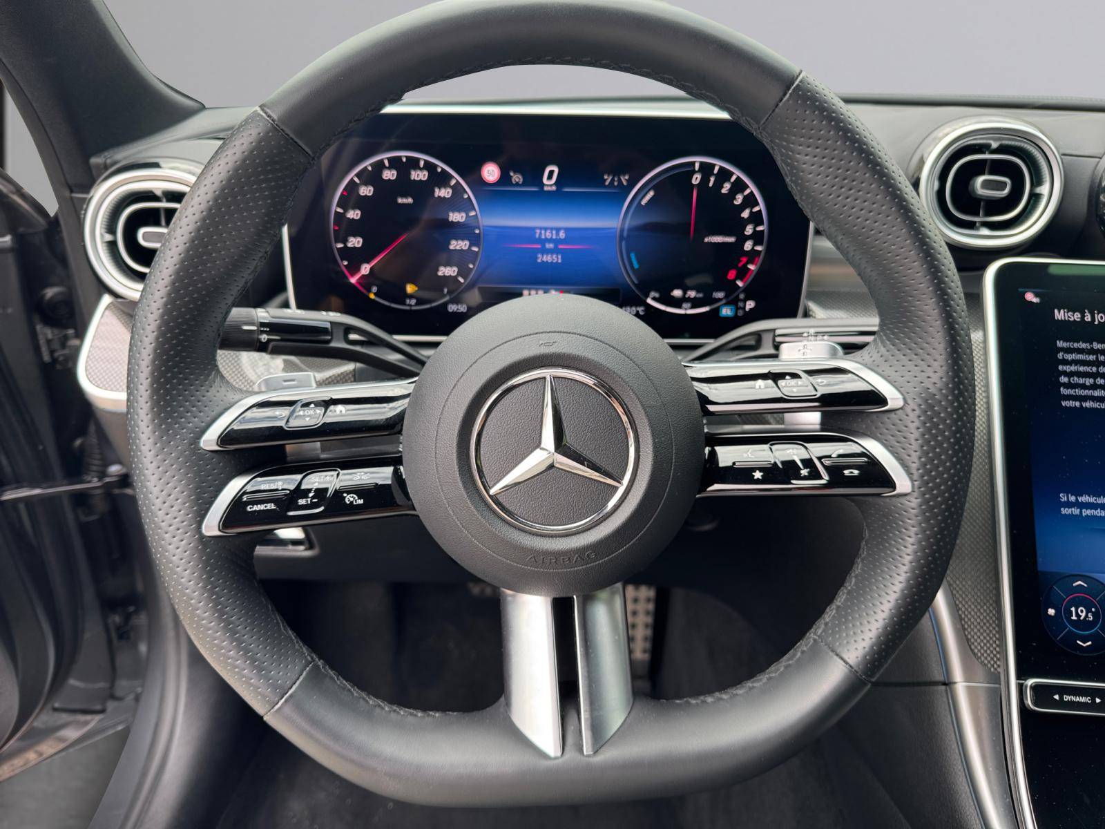 Image Mercedes-Benz CLASSE C BERLINE Classe C 300 e Hybrid EQ Berline AMG Line  Classe C 300 e Hybrid EQ Berline AMG Line Classe C 300 e Hybrid EQ Berline AMG Line