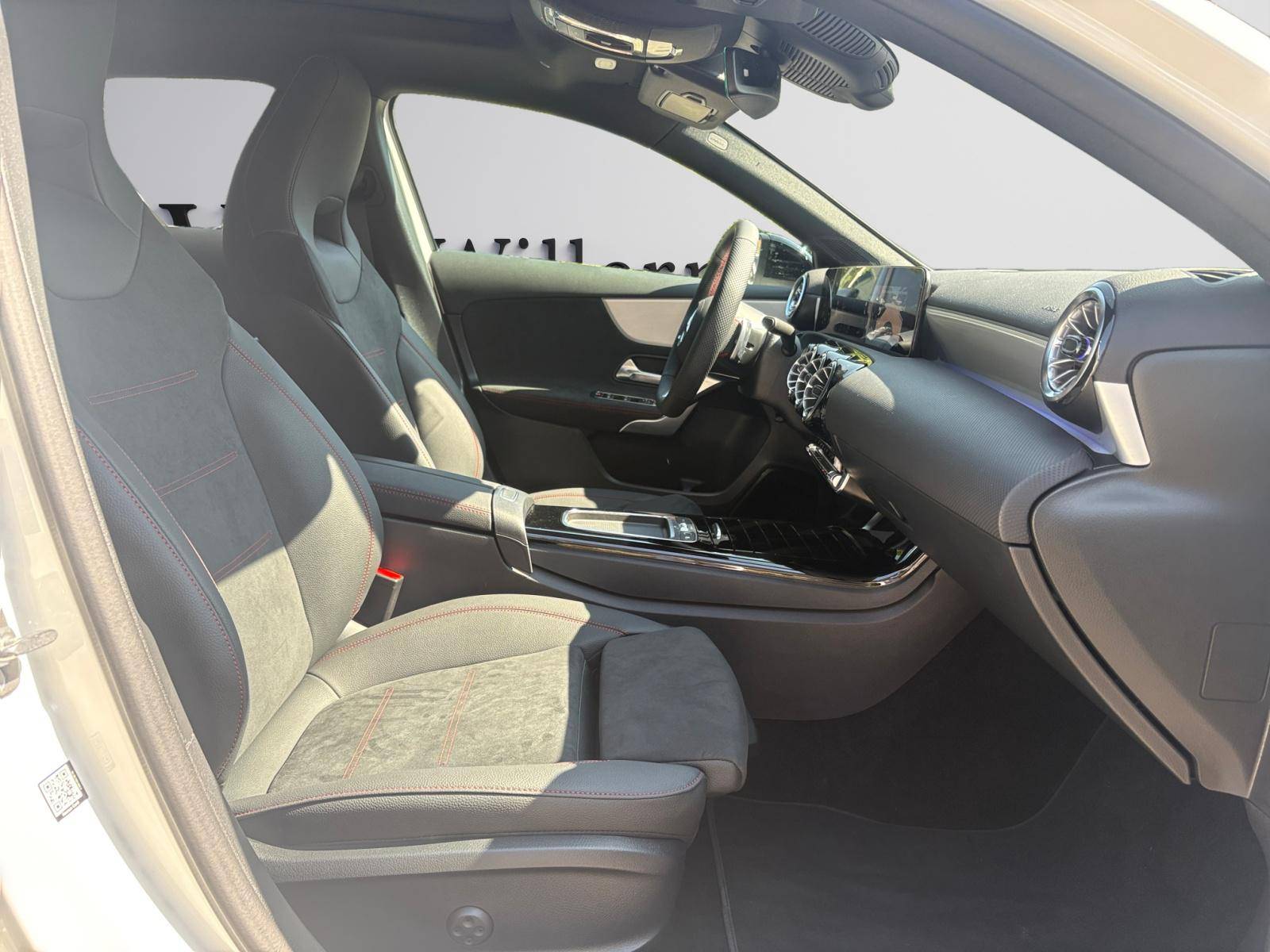 Image Mercedes-Benz CLASSE A 200 d AMG Line   200 d AMG Line