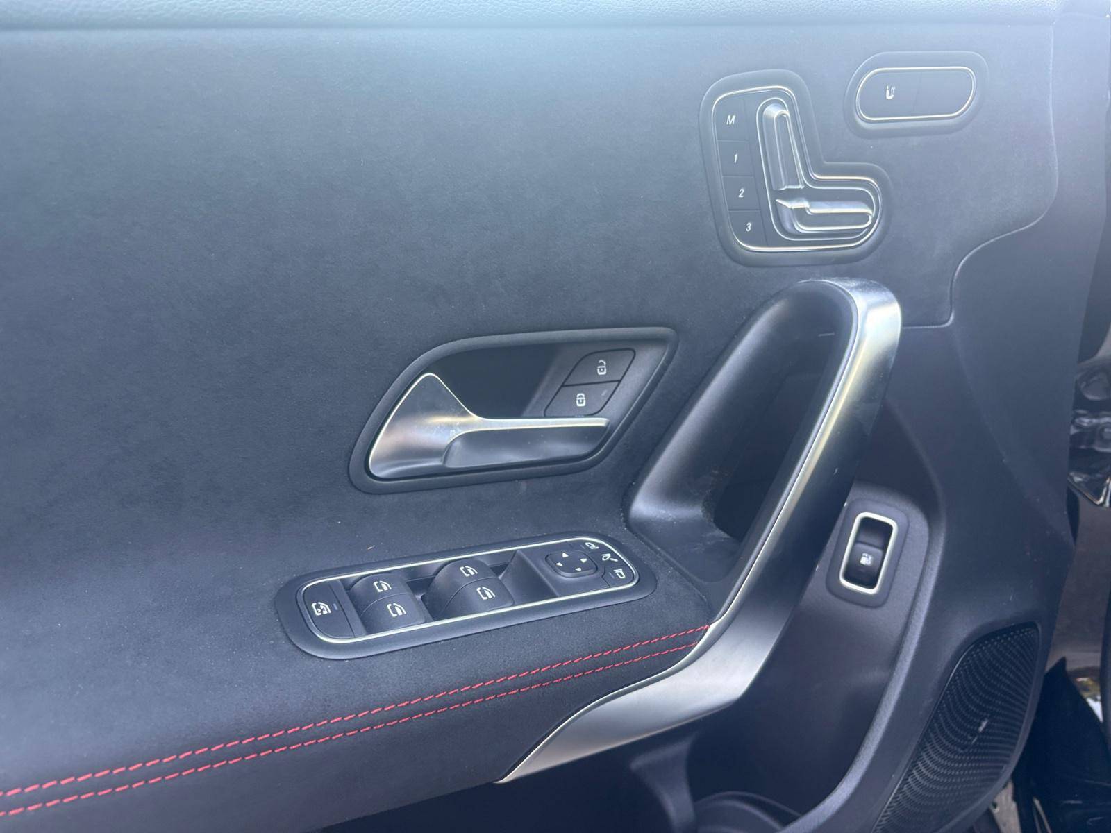 Image Mercedes-Benz CLASSE A 250 e Hybrid EQ Star Edition   250 e Hybrid EQ Star Edition