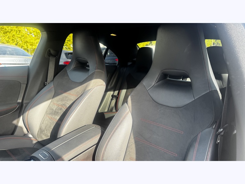 Image Mercedes-Benz CLA COUPÉ CLA 250 e Hybrid EQ Coupé AMG Line AMG Line CLA 250E AMG LINE CLA 250 e Hybrid EQ Coupé AMG Line