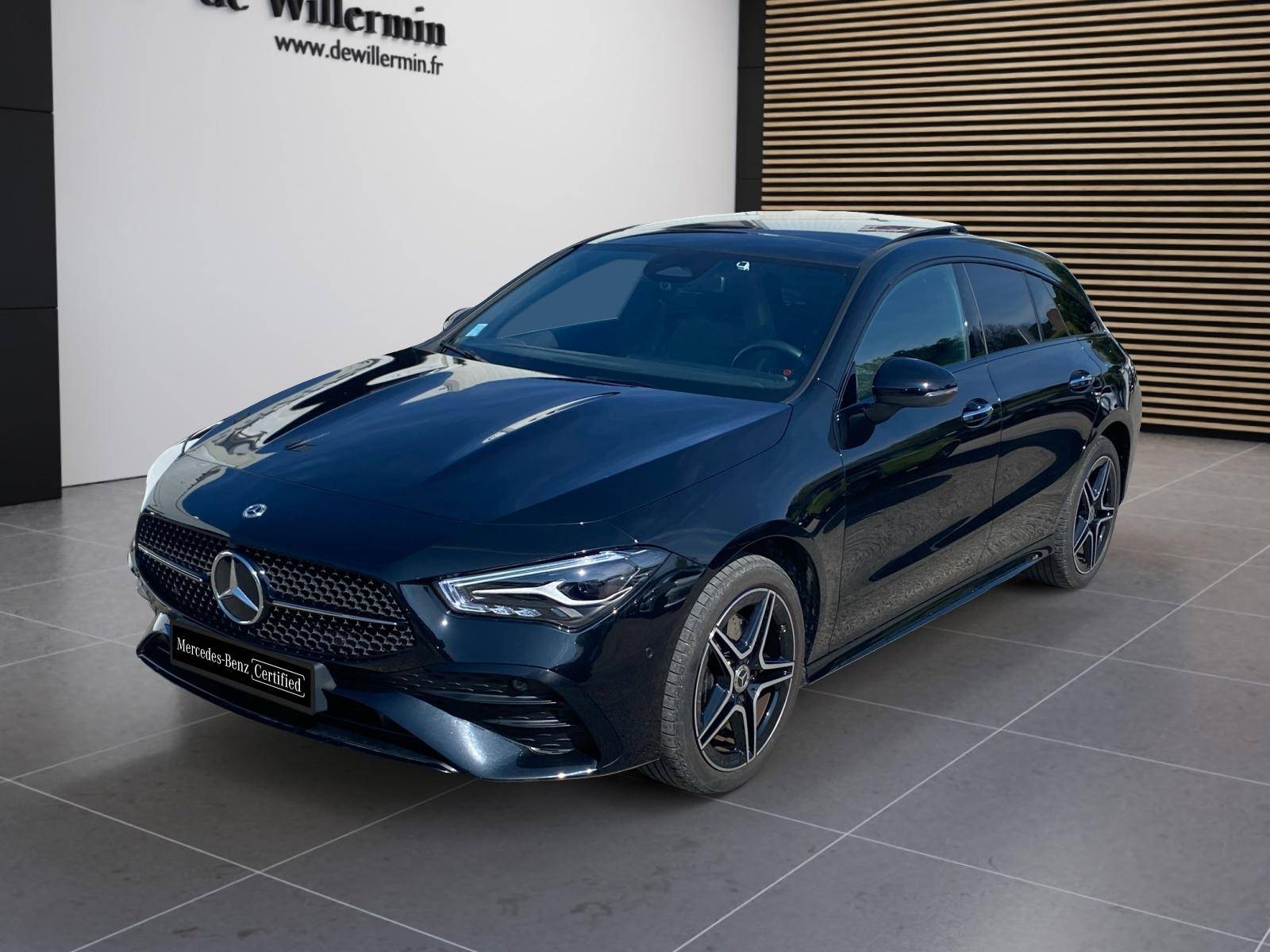 Photo Mercedes-Benz CLA SHOOTING BRAKE CLA 250 e Shooting Brake AMG Line  CLA Shooting Brake 250 e 8G-DCT AMG Line
