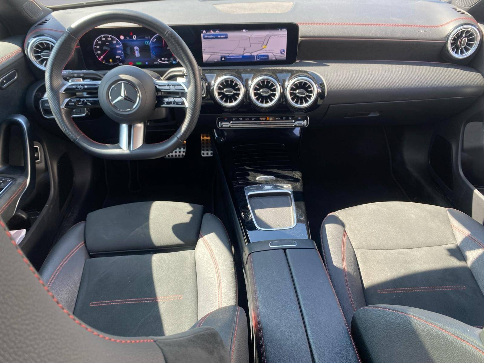 Image Mercedes-Benz CLA SHOOTING BRAKE CLA 250 e Shooting Brake AMG Line  CLA Shooting Brake 250 e 8G-DCT AMG Line CLA 250 e Shooting Brake AMG Line