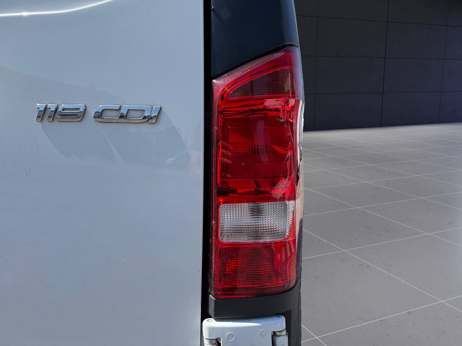 Image Mercedes-Benz VITO 119 CDI Fourgon Long  VITO FGN 119 CDI LONG SELECT 119 CDI Fourgon Long