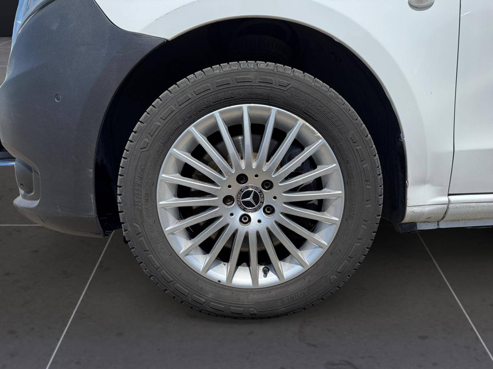 Image Mercedes-Benz VITO 119 CDI Fourgon Long  VITO FGN 119 CDI LONG SELECT 119 CDI Fourgon Long