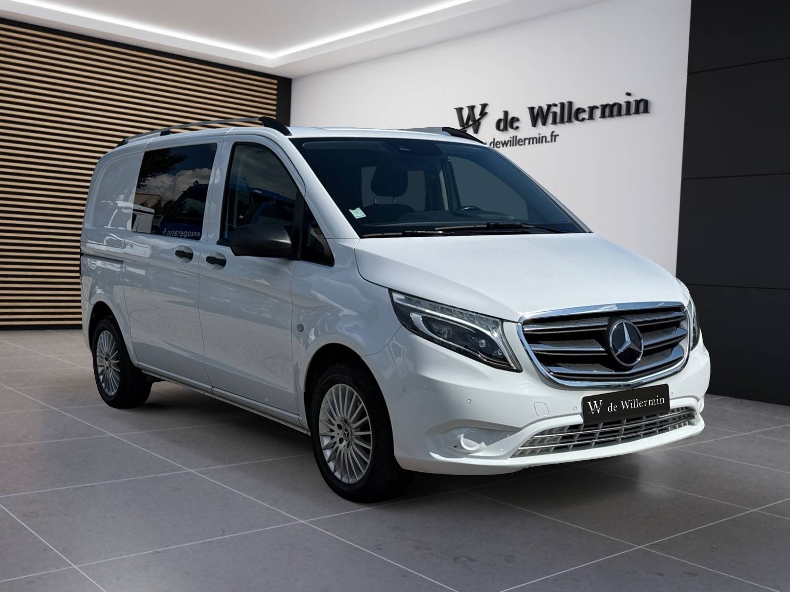 Photo Mercedes-Benz VITO VITO MIXTO 116 CDI 4x4 Compact 9G-TRONIC RWD SELECT  