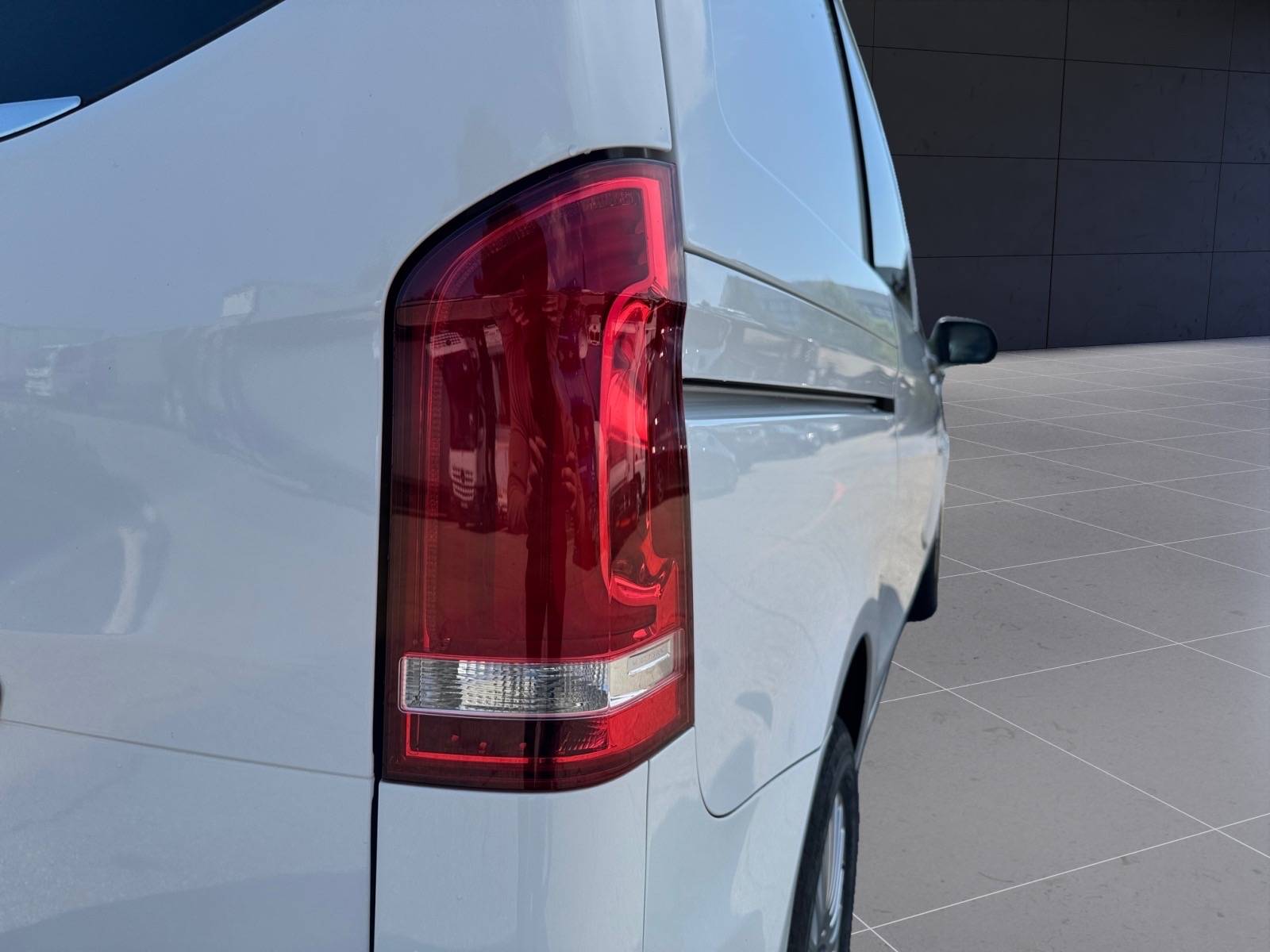 Image Mercedes-Benz VITO VITO MIXTO 116 CDI 4x4 Compact 9G-TRONIC RWD SELECT   VITO MIXTO 116 CDI 4x4 Compact 9G-TRONIC RWD SELECT