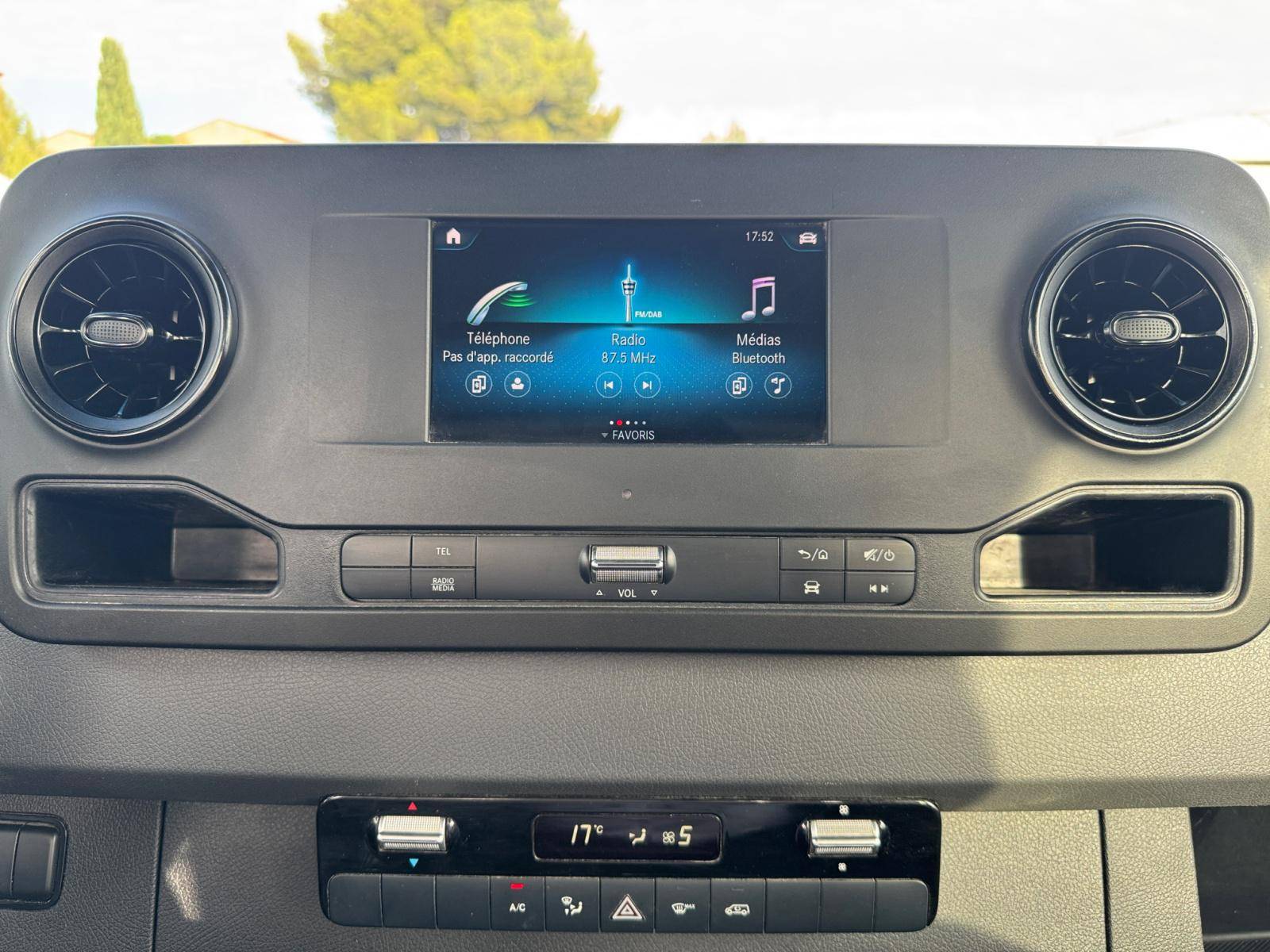 Image Mercedes-Benz SPRINTER SPRINTER CHASSIS DBLE CAB 514 CDI 37 3.5T PROPULSION   SPRINTER CHASSIS DBLE CAB 514 CDI 37 3.5T PROPULSION