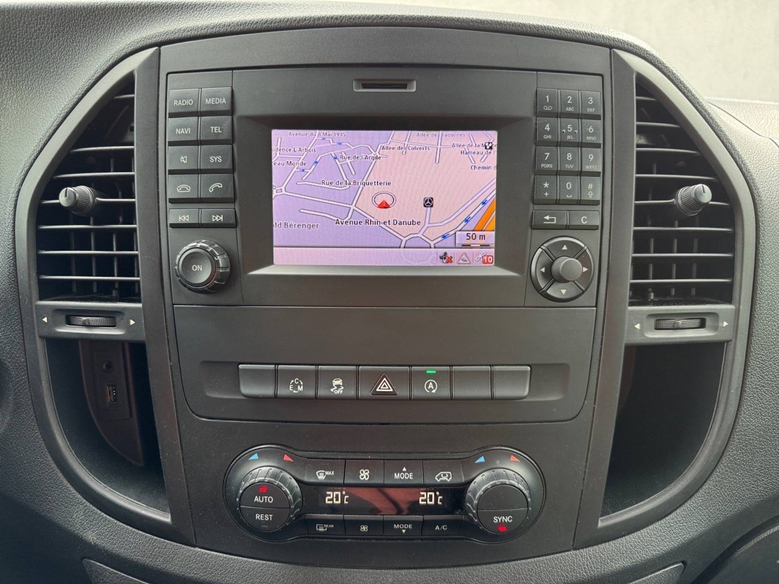 Image Mercedes-Benz VITO 119 BlueTEC 4x4 Mixto Long   119 BlueTEC 4x4 Mixto Long