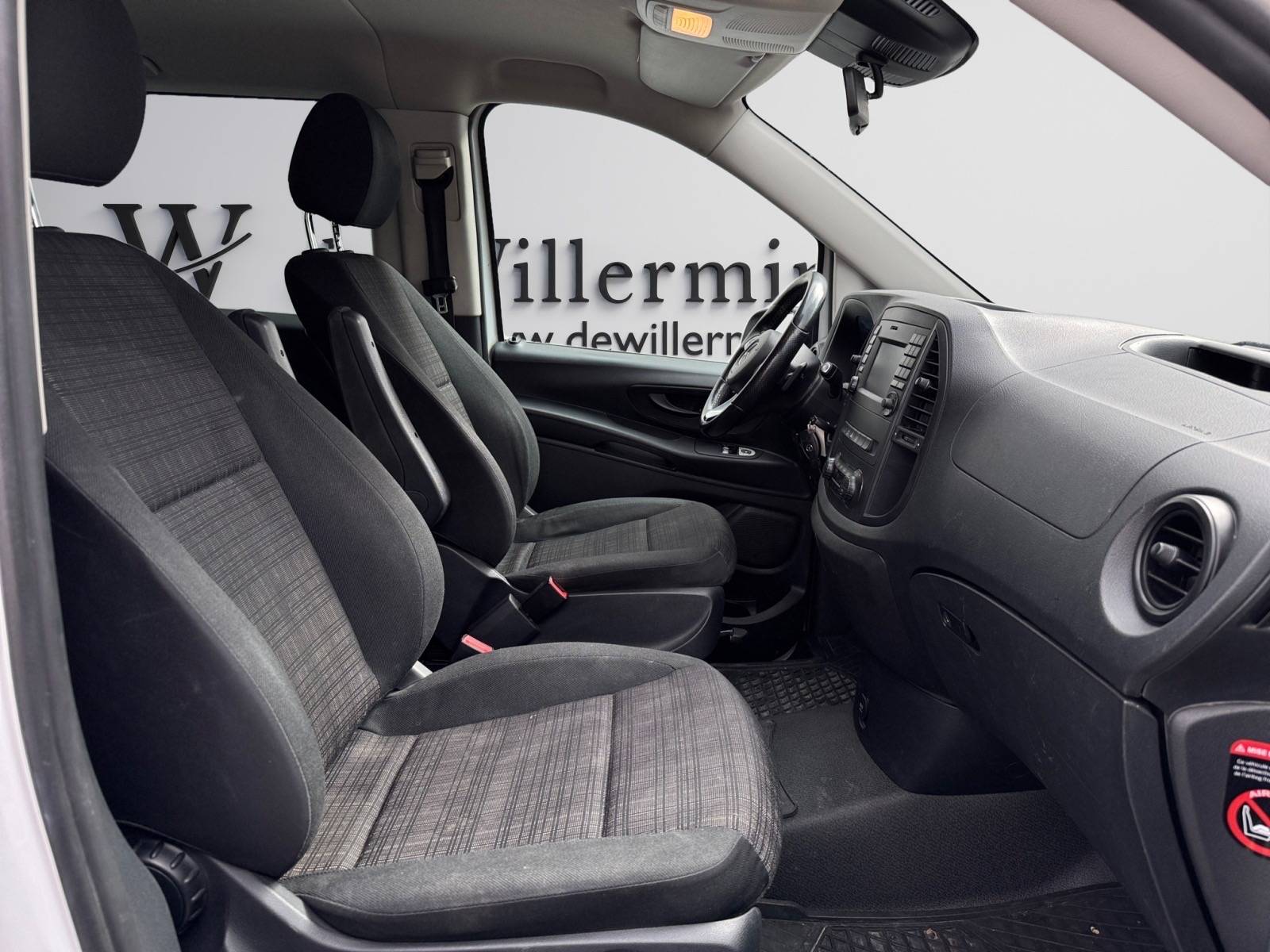 Image Mercedes-Benz VITO 119 BlueTEC 4x4 Mixto Long   119 BlueTEC 4x4 Mixto Long