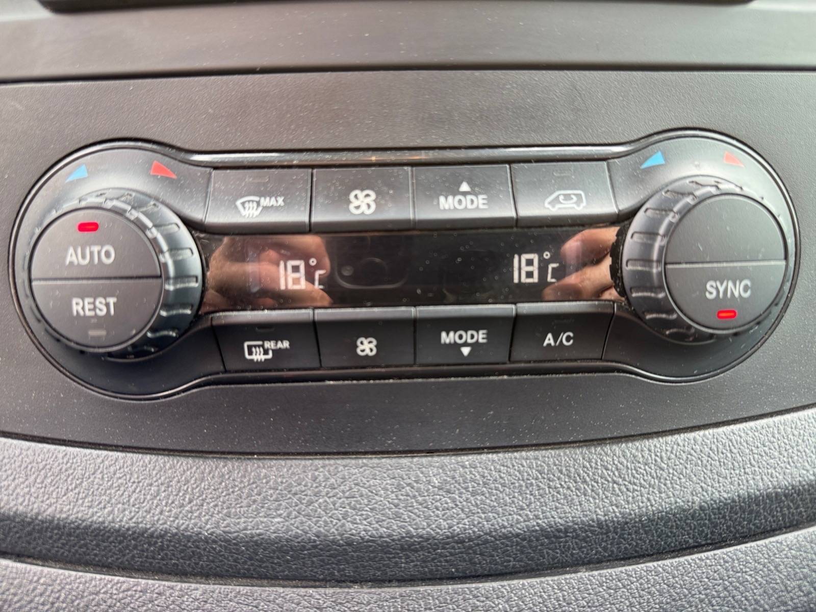 Image Mercedes-Benz VITO 119 BlueTEC 4x4 Mixto Long   119 BlueTEC 4x4 Mixto Long