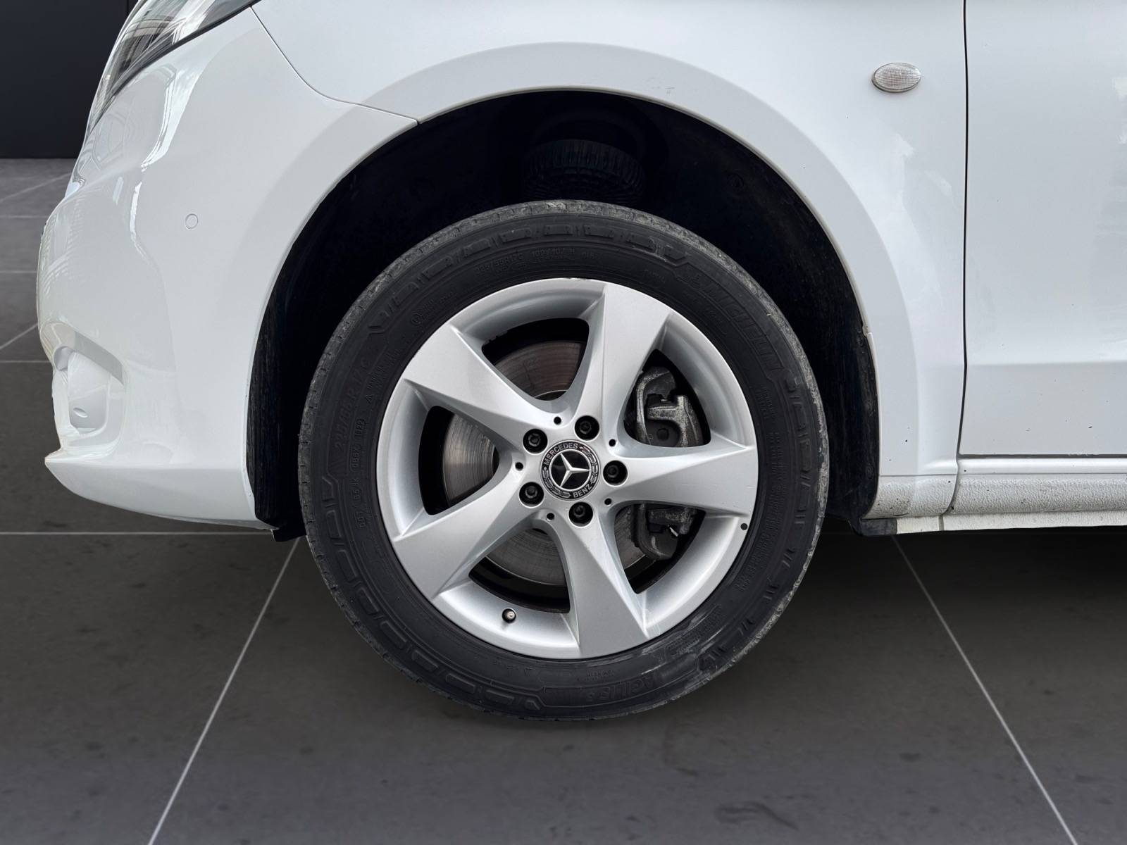 Image Mercedes-Benz VITO 119 BlueTEC 4x4 Mixto Long   119 BlueTEC 4x4 Mixto Long