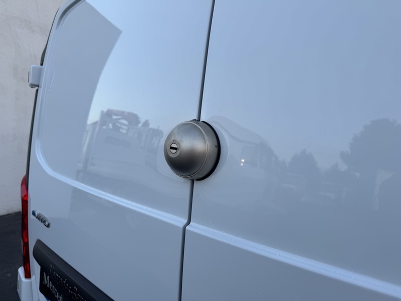 Image Mercedes-Benz VITO e 112 Fourgon Long  eVito Fourgon 60kWh LG e 112 Fourgon Long