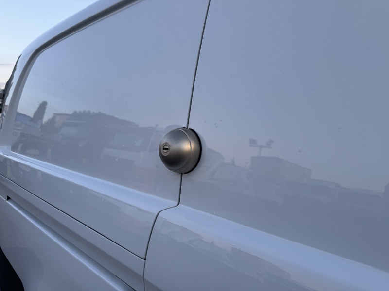 Image Mercedes-Benz VITO e 112 Fourgon Long  eVito Fourgon 60kWh LG e 112 Fourgon Long