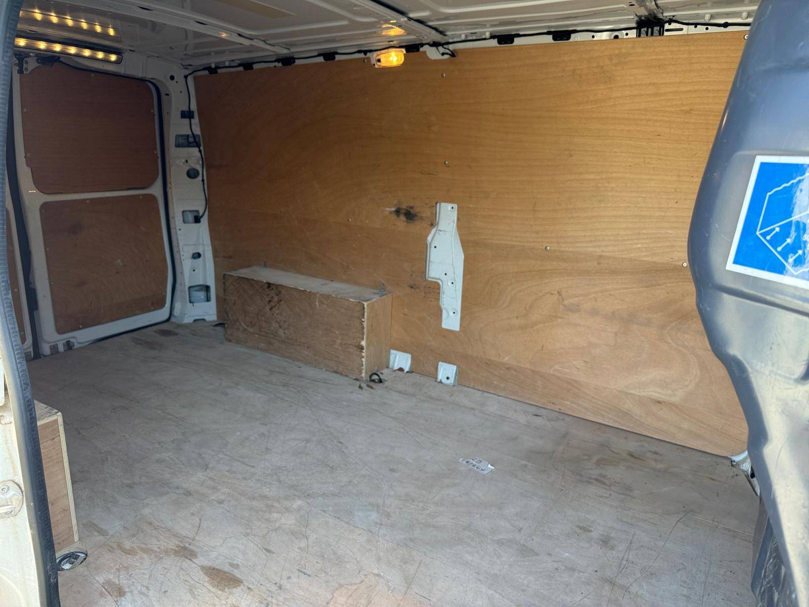 Image Mercedes-Benz VITO 114 CDI Fourgon Extra long  VITO FOURGON 114 CDI EXTRA LONG BVA RWD PRO 114 CDI Fourgon Extra long