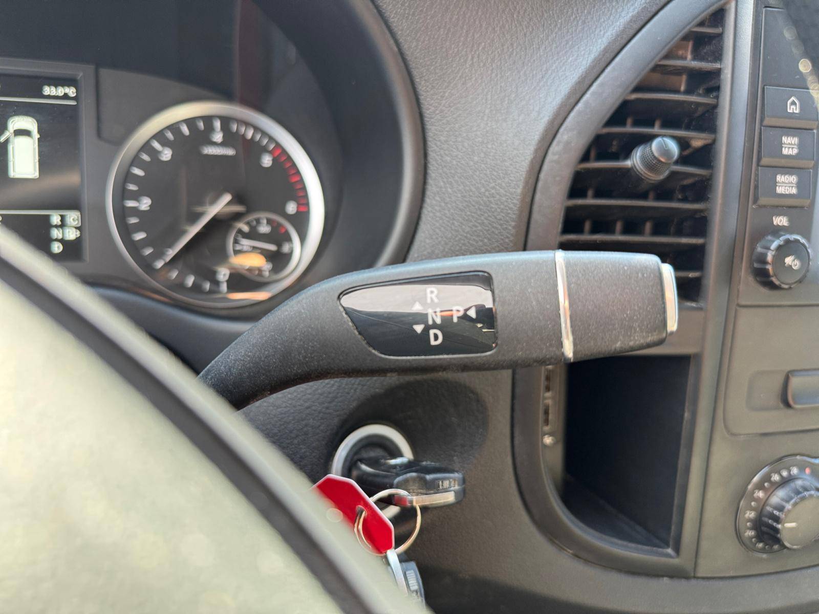 Image Mercedes-Benz VITO 114 CDI Fourgon Extra long  VITO FOURGON 114 CDI EXTRA LONG BVA RWD PRO 114 CDI Fourgon Extra long