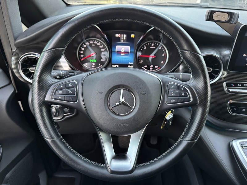 Image Mercedes-Benz CLASSE V V 300d AVANTGARDE Extra long   V 300d AVANTGARDE Extra long