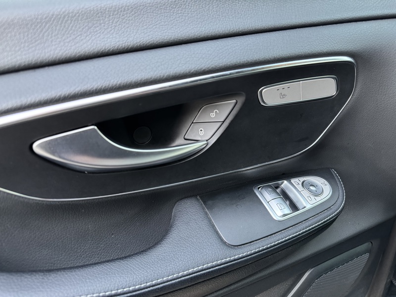 Image Mercedes-Benz CLASSE V V 300d AVANTGARDE Extra long   V 300d AVANTGARDE Extra long