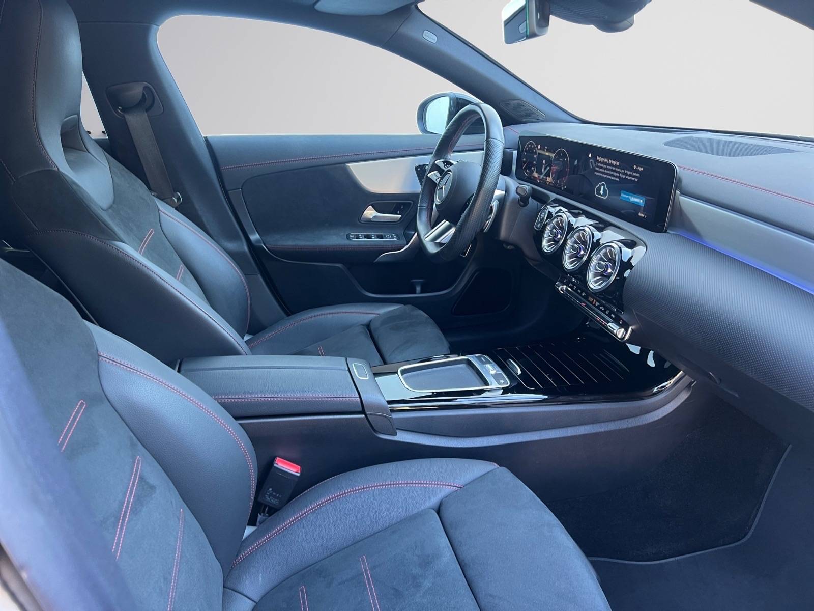 Image Mercedes-Benz CLA SHOOTING BRAKE CLA 200 d Shooting Brake AMG Line  CLA 200D AMG LINE CLA 200 d Shooting Brake AMG Line