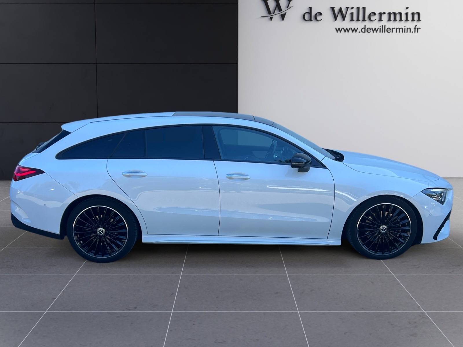 Image Mercedes-Benz CLA SHOOTING BRAKE CLA 200 d Shooting Brake AMG Line  CLA 200D AMG LINE CLA 200 d Shooting Brake AMG Line