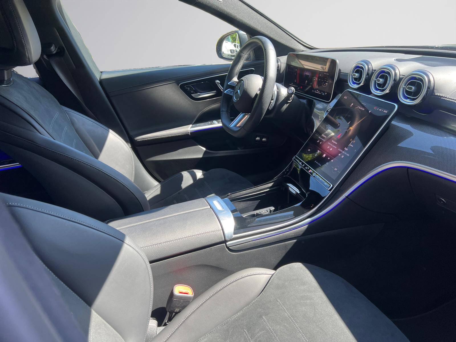 Image Mercedes-Benz CLASSE C BERLINE Classe C 300 e Hybrid EQ Berline AMG Line  Classe C 300 e Hybrid EQ Berline AMG Line Classe C 300 e Hybrid EQ Berline AMG Line