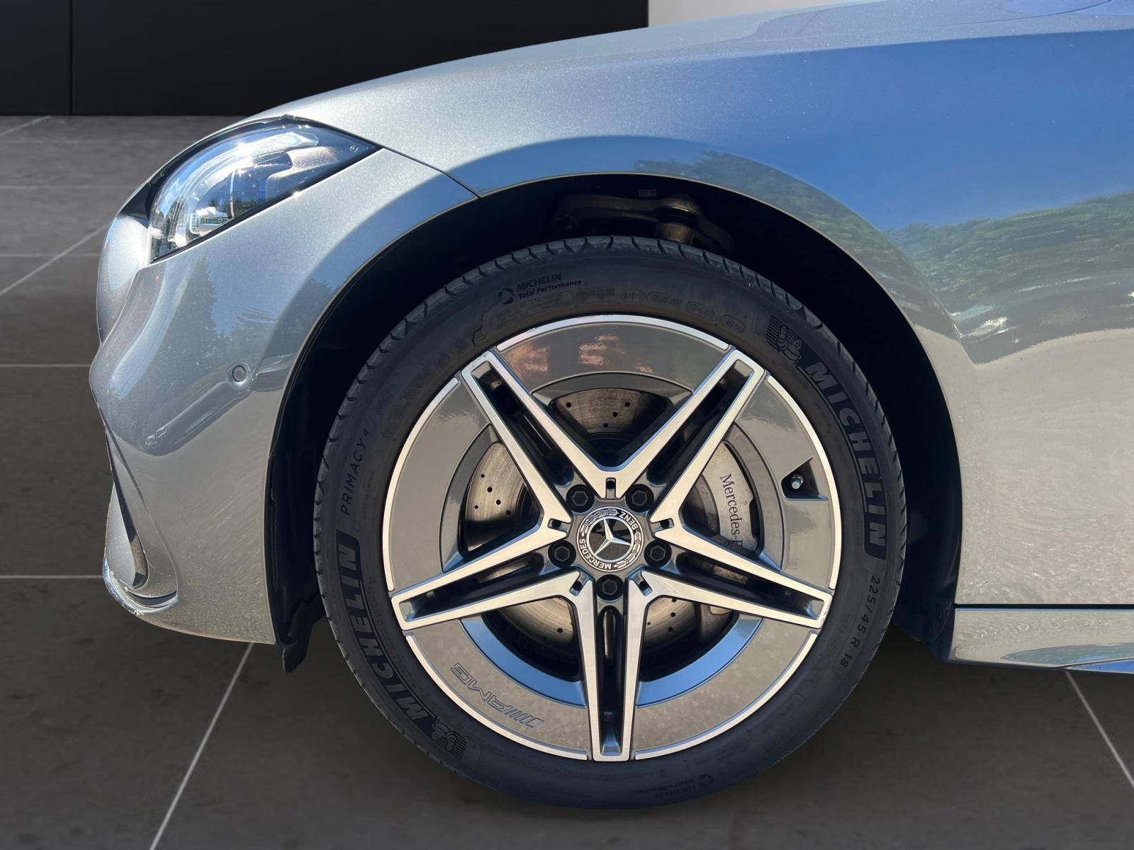 Image Mercedes-Benz CLASSE C BERLINE Classe C 300 e Hybrid EQ Berline AMG Line  Classe C 300 e Hybrid EQ Berline AMG Line Classe C 300 e Hybrid EQ Berline AMG Line